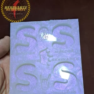 Letra S X 4 Unidades Con 3 Minidijes Centrales