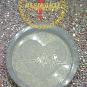 Llavero Circulo Con Corazon Grabado Con Electrocadiograma